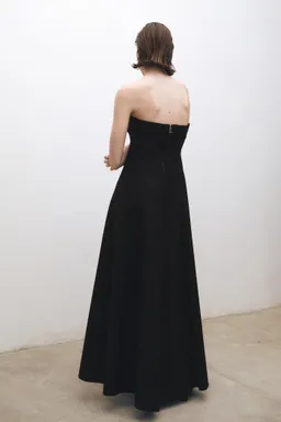 Vestido evasé palabra honor de Mango en Vestidos para argentina