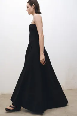 Vestido evasé palabra honor de Mango en Vestidos para argentina