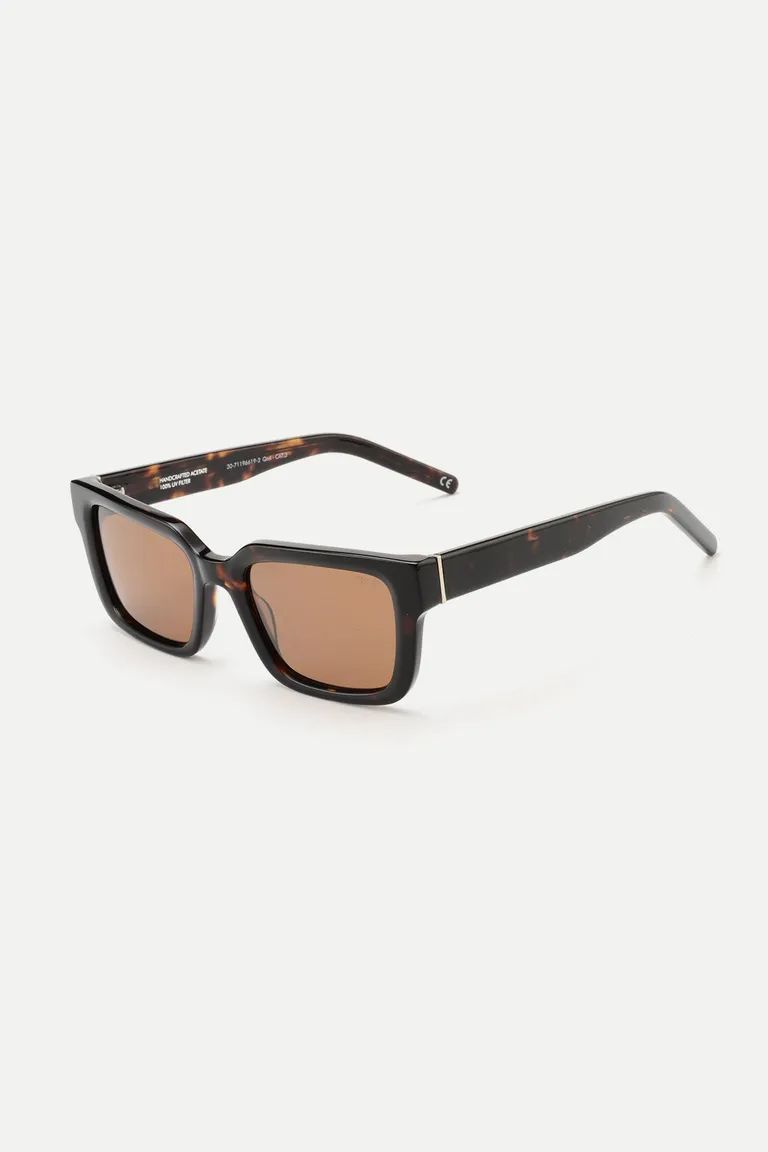 Gafas de sol de acetato premium con lentes polarizadas y protección UV100% de Ay Not Dead en Anteojos para argentina