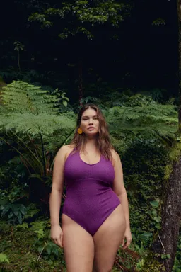 Traje baño halter texturado de Mango en Swimwear y Beachwear para argentina