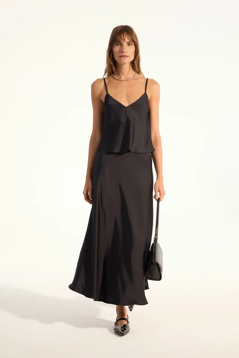 Top de estilo lencero, sin mangas, con escote profundo y caída fluida de Portsaid en Tops para argentina