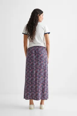 Falda estampada con abertura de Mango Teen en Faldas para argentina