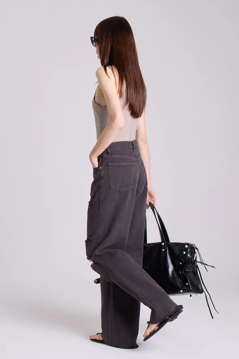 Pantalones de tiro medio y pierna ancha en color marrón - Moda Argentina de Maria Cher en Pantalones para argentina