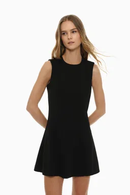 Vestido corto con vuelo de Lefties en Vestidos para argentina