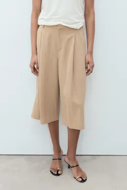 Bermudas lyocell con pinzas de Mango en Pantalones para argentina