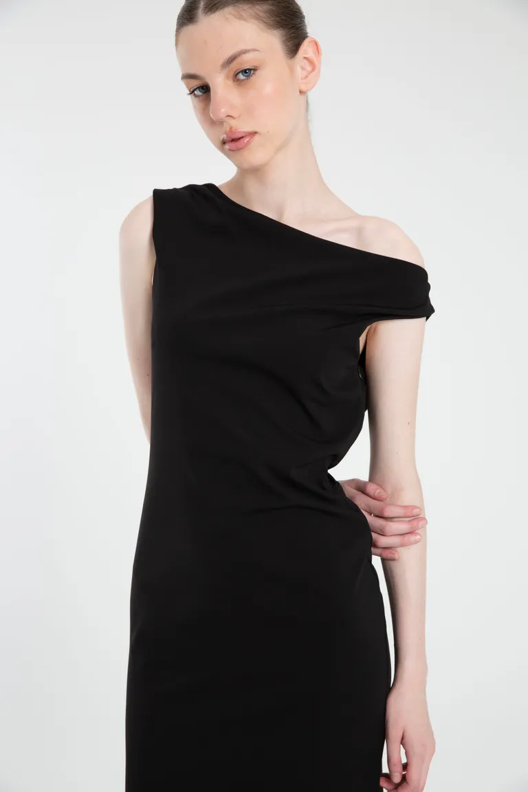 Vestido de tela de punto negro con escote de una sola manga y tajo en la espalda de Naíma en Vestidos para argentina