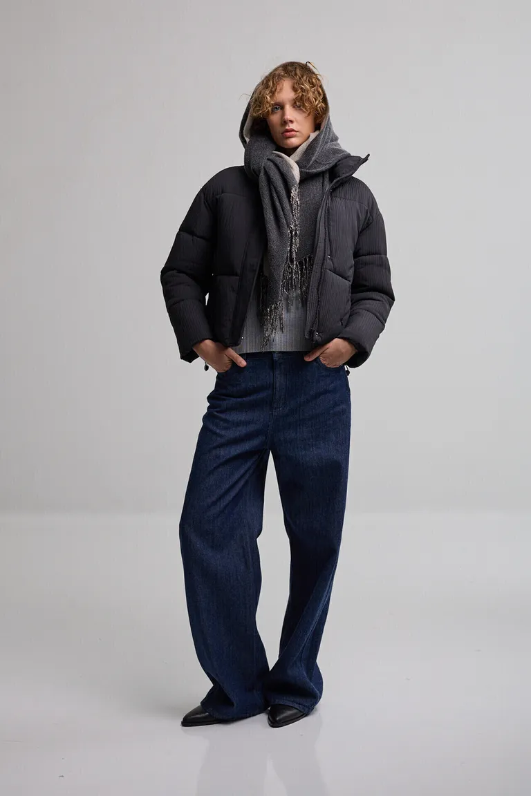 Pashmina tejida con terminación de flecos en los extremos de Kill en Bufandas y Pañuelos para argentina