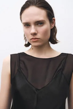 Vestido satinado combinado de Mango en Vestidos para argentina