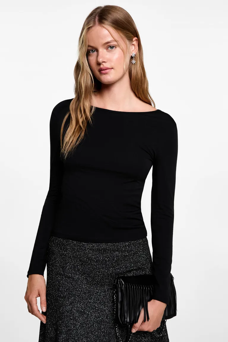 Remera abertura espalda de Mango Teen en Buzos y Sweaters para argentina
