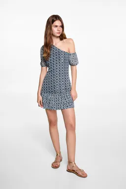 Vestido asimétrico estampado de Mango Teen en Vestidos para argentina