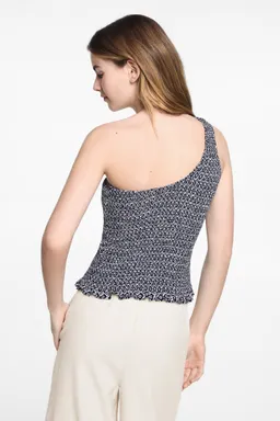 Top asimétrico fruncido de Mango Teen en Tops para argentina