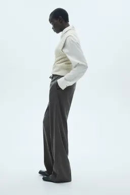 Pantalón recto cintura elástica de Mango en Pantalones para argentina