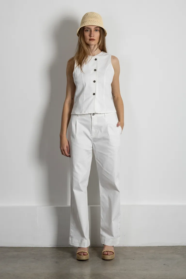 Pantalón blanco de corte recto y elegante diseño para mujer de Kill en Pantalones para argentina