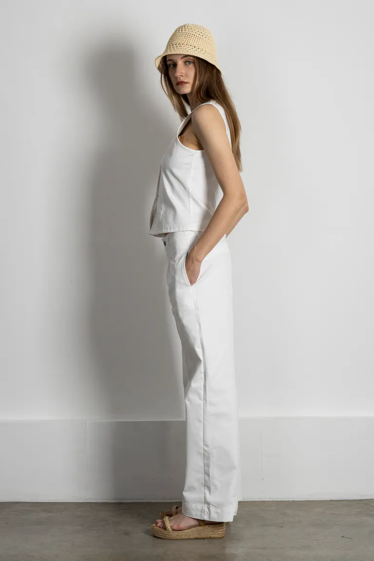 Pantalón blanco de corte recto y elegante diseño para mujer de Kill en Pantalones para argentina