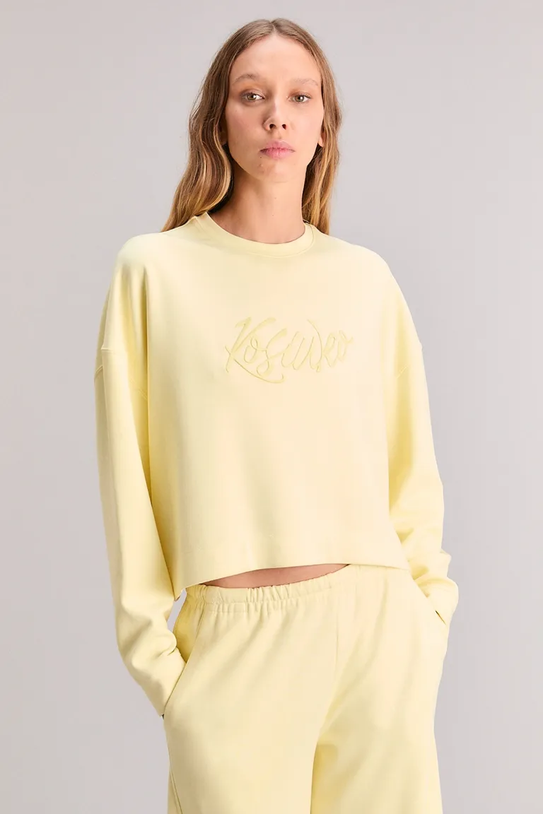 Buzo adore me de neoprene y viscosa con diseño bordado exclusivo de Kosiuko en Buzos y Sweaters para argentina