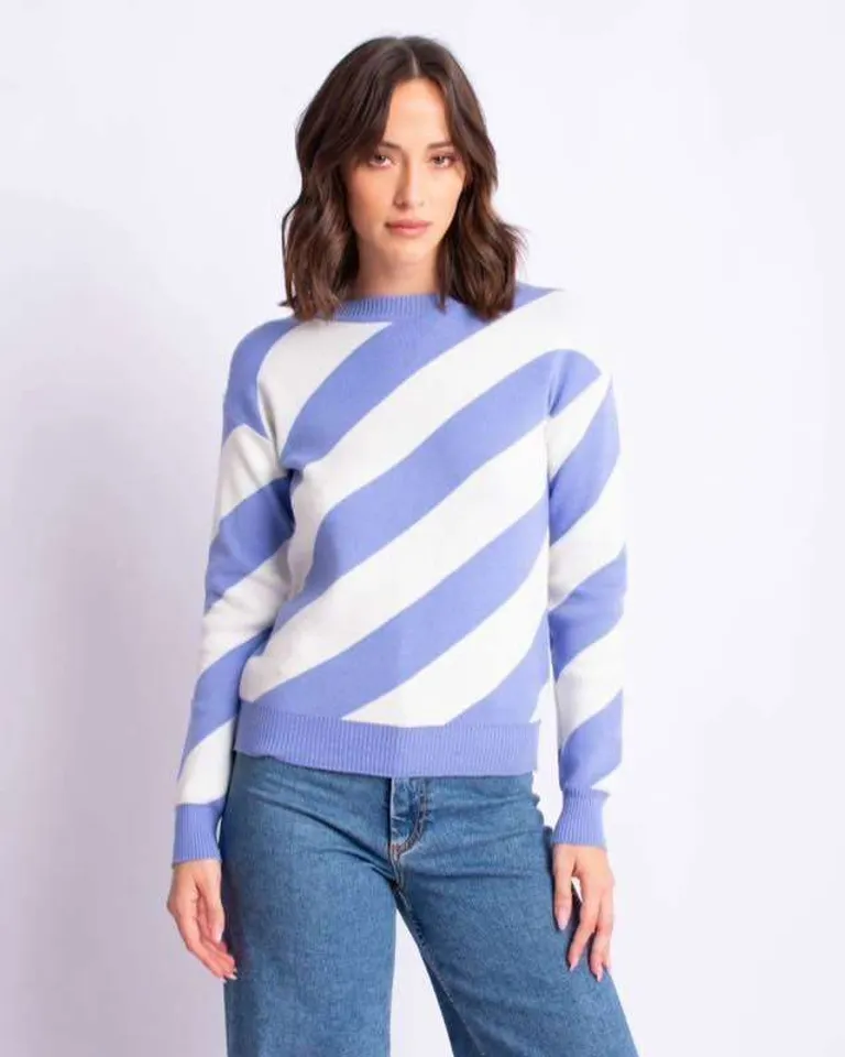 Suéter de jacquard con rayas diagonales en colores azul y blanco para mujer de Hesed en Buzos y Sweaters para argentina