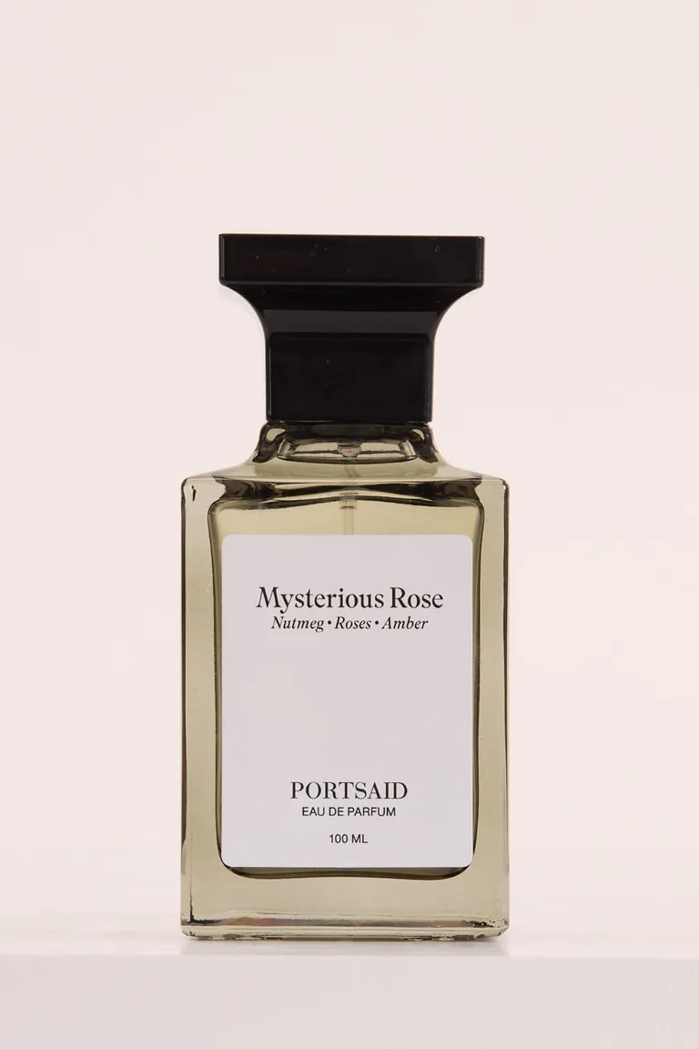 Fragancia Mysterious Rose: La esencia de la rosa con toques especiados y misteriosos de Portsaid en Fragancias para argentina
