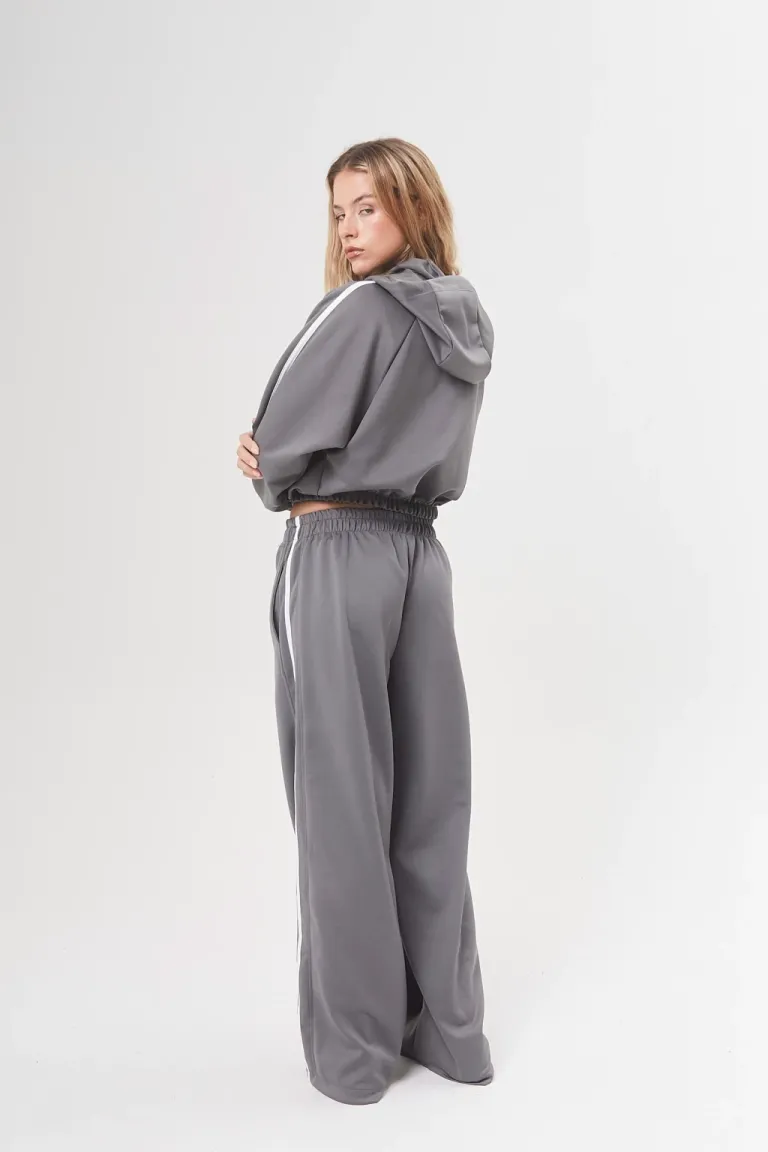 Pantalón ancho de tela deportiva con detalles en los costados de Belle en Pantalones para argentina