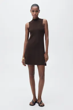 Vestido punto cuello perkins de Mango en Vestidos para argentina
