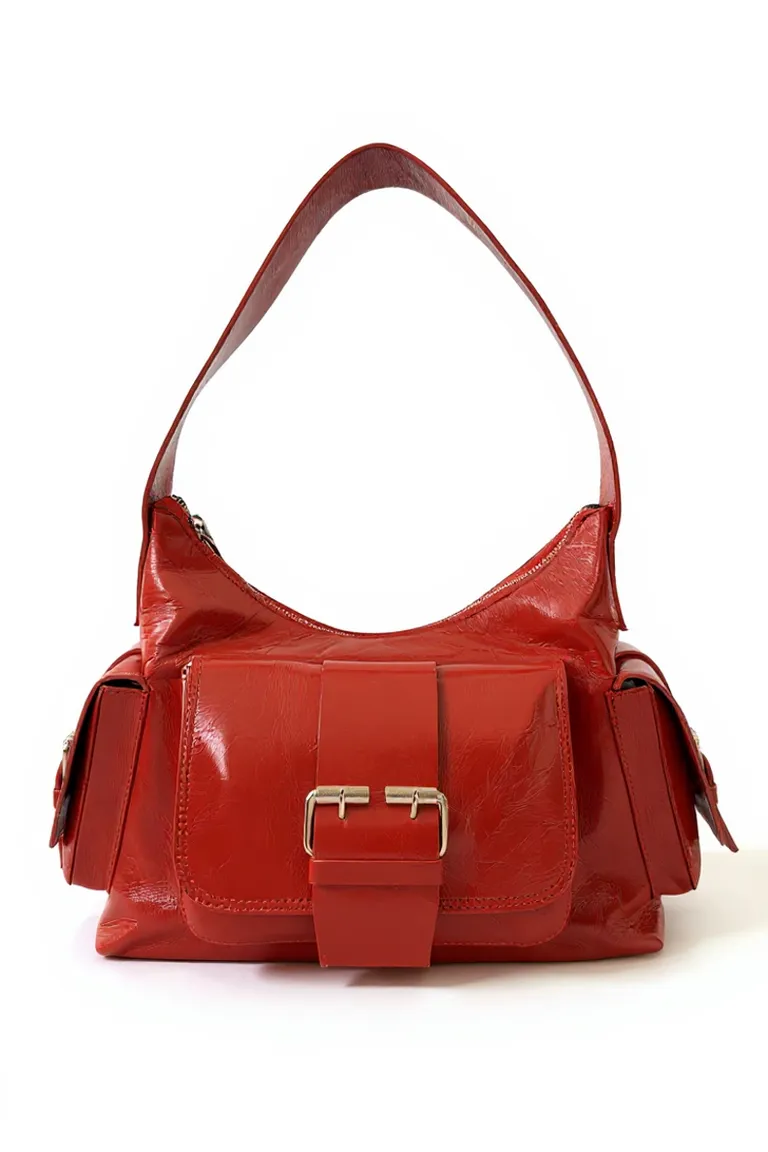 Elegante mini bolso de cuero rojo con hebilla y correa de mano de Maria Cher en Bolsos y Carteras para argentina