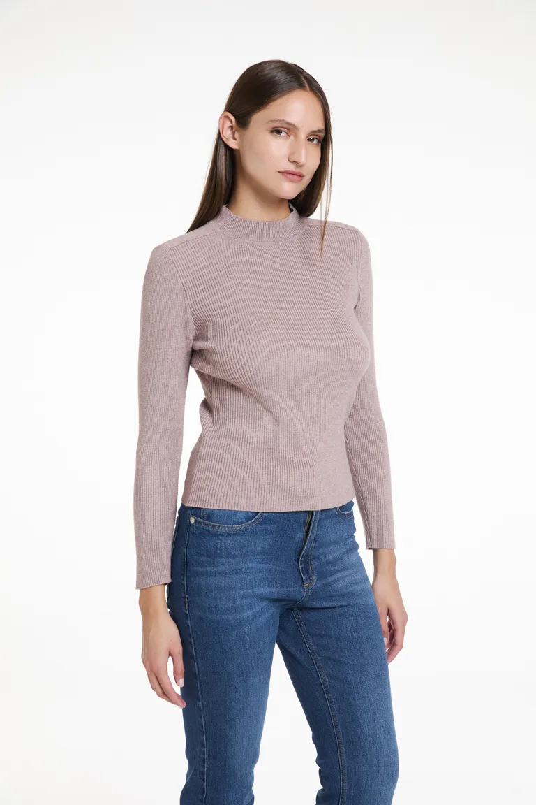 Remera manga larga con cuello estilo polera ajustada al cuerpo de Justaosadia en Buzos y Sweaters para argentina