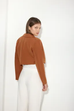 Blazer crop tostado de Audaz en Blazers para argentina