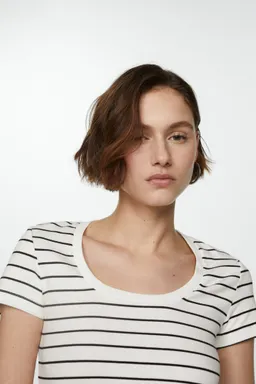 Remera rayas estampada de Mango en Remeras para argentina