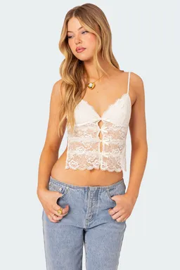 Top encaje transparente espalda de Edikted en Tops para argentina