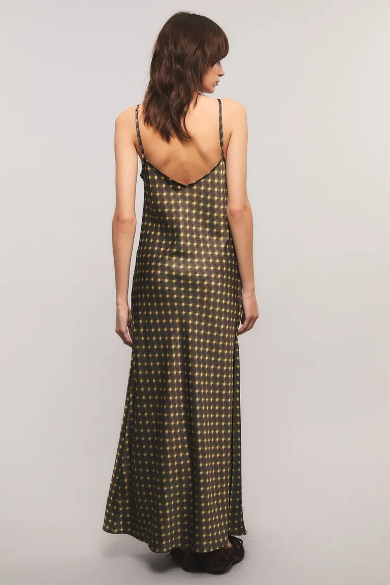 Vestido largo con escote en V y breteles regulables de corte al bies de Kosiuko en Vestidos para argentina