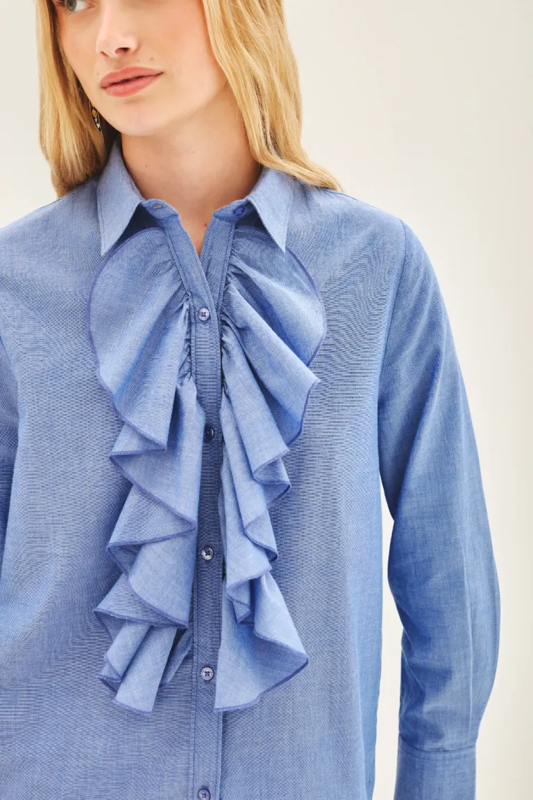 Camisa con volantes y detalles decorativos en el frente, ideal para el verano de Rapsodia en Camisas para argentina