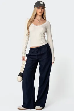 Top mel encaje cuello de Edikted en Tops para argentina