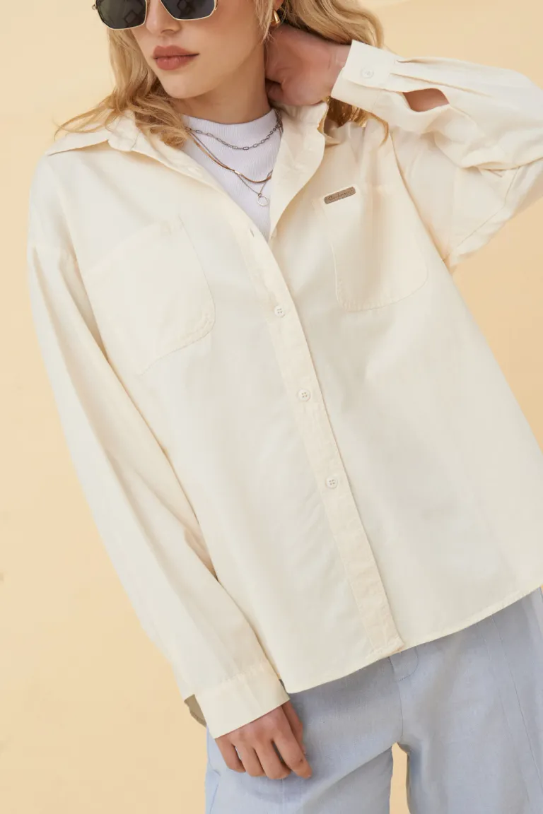 Camisa de diseño elegante y atemporal para mujer de Apricot en Camisas para argentina