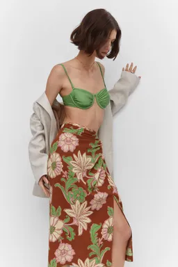 Falda estampada con nudo de Mango en Faldas para argentina