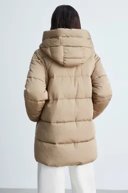 Anorak midi acolchado con capucha de Mango en Chaquetas para argentina