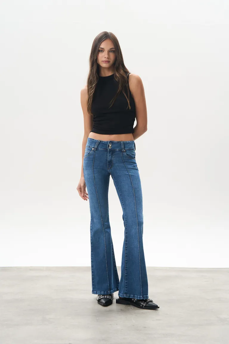 Jean denim oxford tiro bajo milles de Magda en Pantalones para argentina