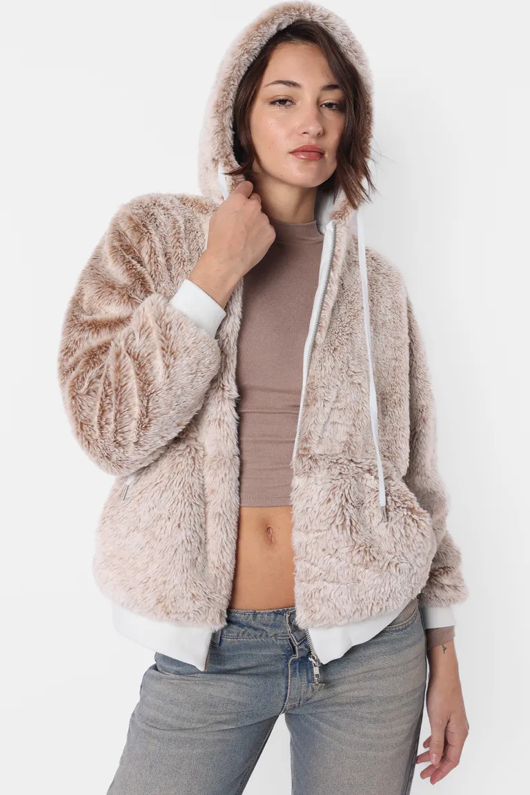 Campera de piel sintética con capucha y bolsillos, perfecta para abrigo y estilo de Top White en Chaquetas para argentina