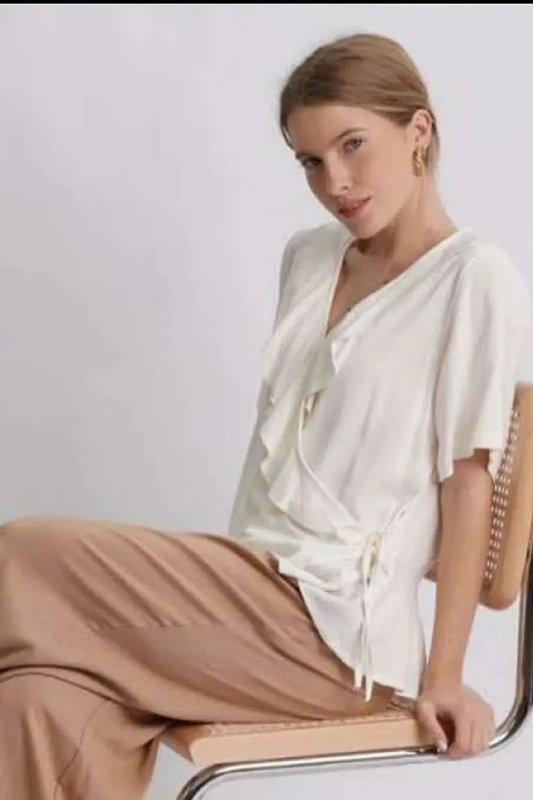 Blusa Volado Cruzada de Hesed en Blusas para argentina