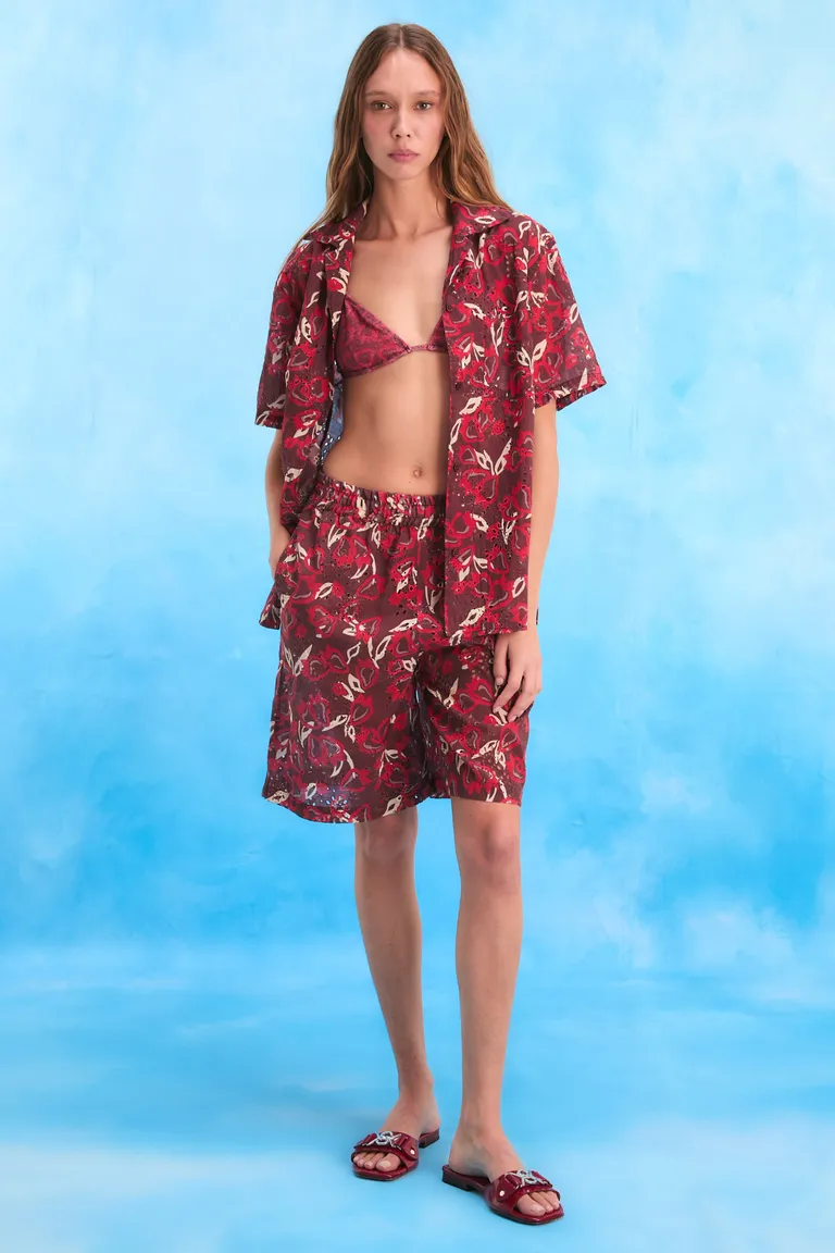 Camisa de estampado floral con bordados y bolsillo delantero para mujer de Kosiuko en Camisas para argentina