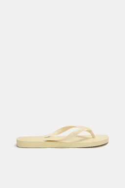 Ojotas havaianas de Pull&Bear en Ojotas para argentina