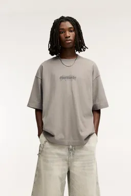 Remera lavada stwd de Pull&Bear en Remeras y Polos para argentina