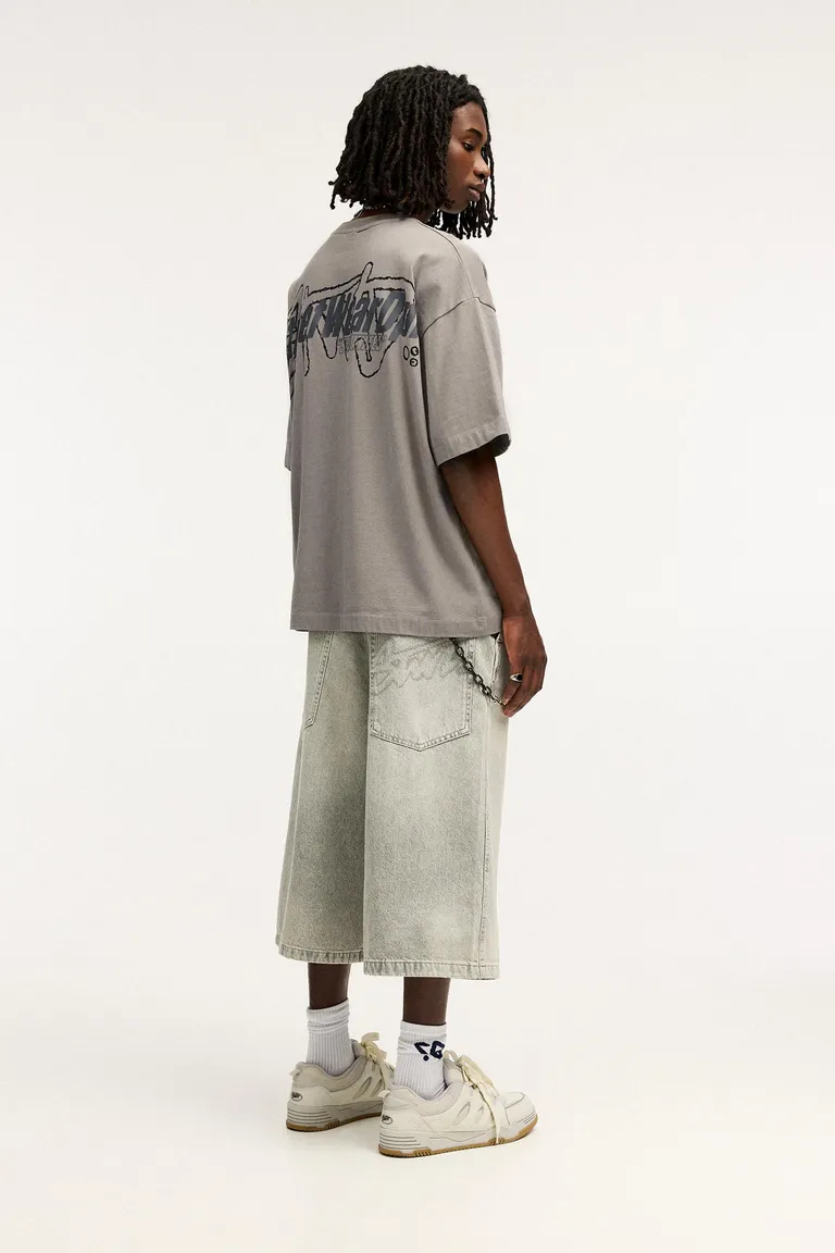 Remera lavada stwd de Pull&Bear en Remeras y Polos para argentina