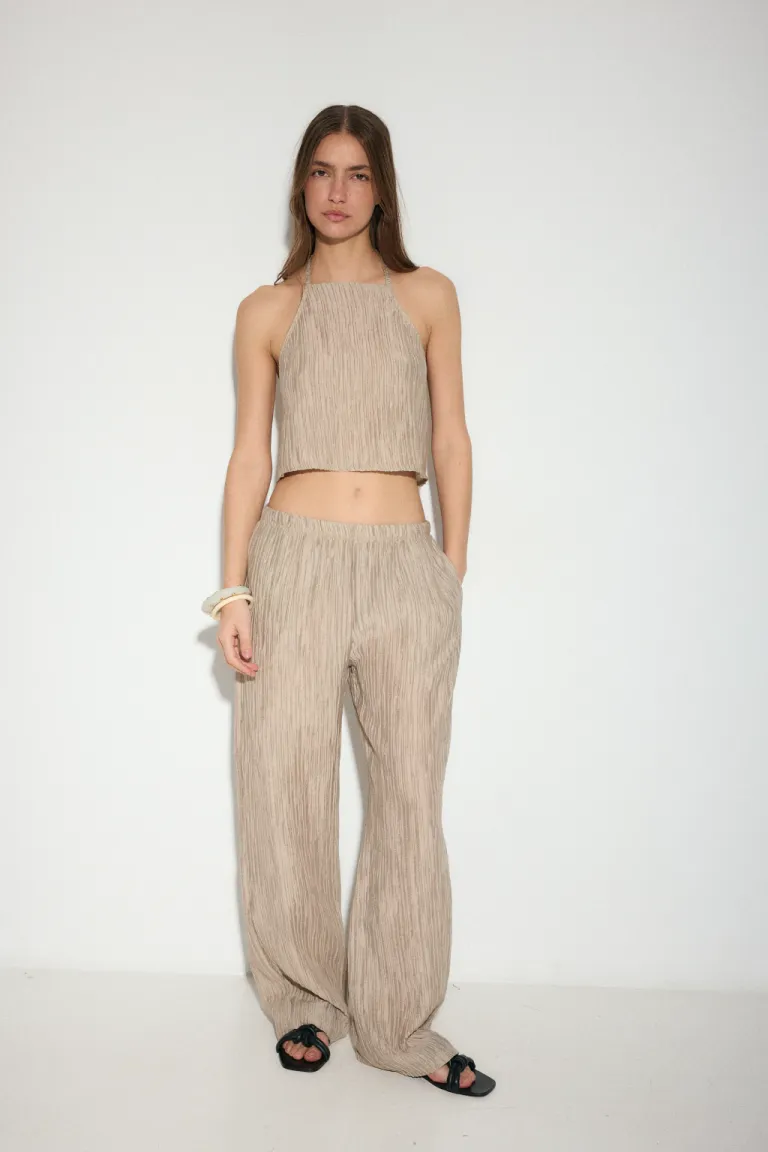 Pantalón de bambula plisada con tiro bajo y elástico en la cintura para mujer de Audaz en Pantalones para argentina