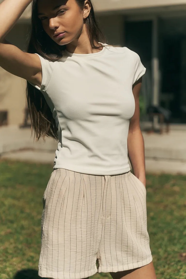 Remera básica de cuello redondo en tela Morley para mujer de Lemmon en Remeras para argentina