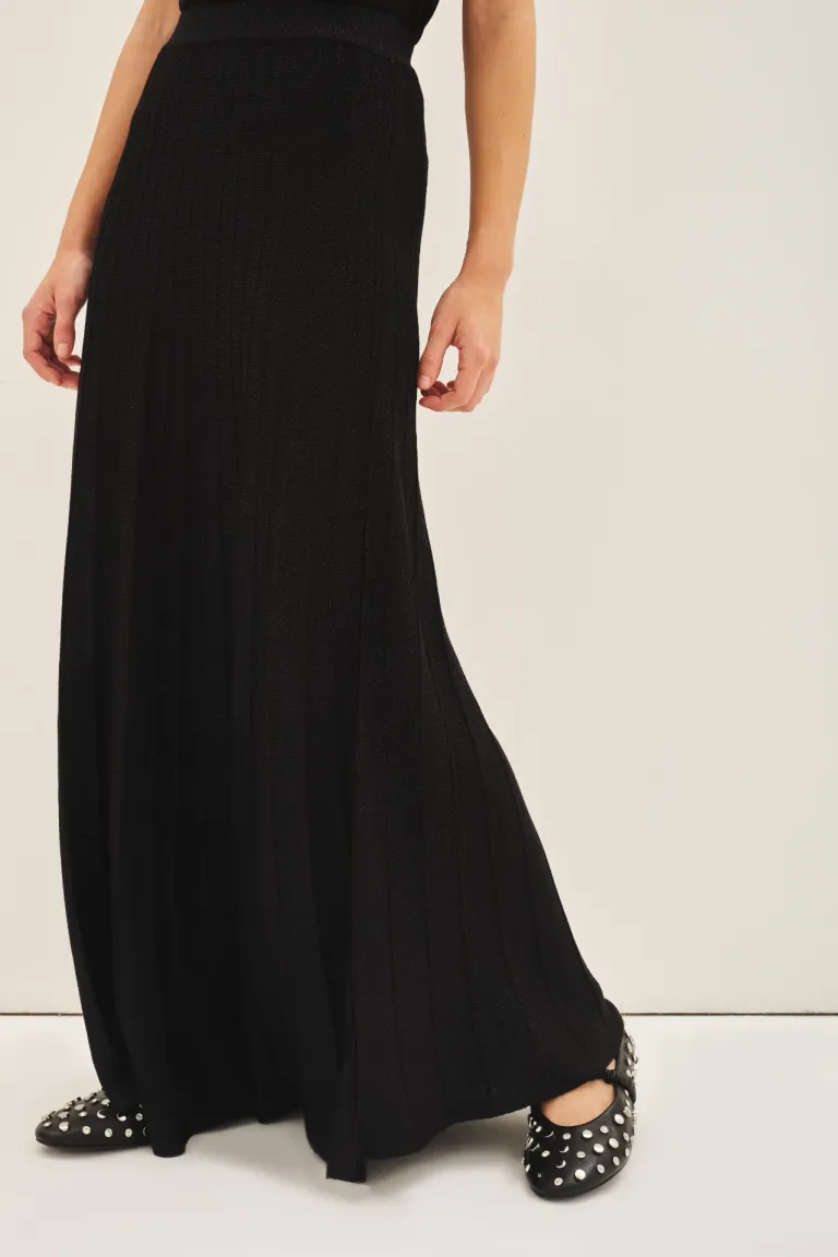 Falda larga de punto desagujado con lurex, diseño elástico en la cintura de Rapsodia en Faldas para argentina