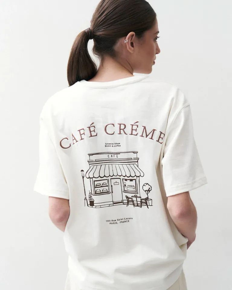 Remera Blanca Oversize con Estampa y Bordado en la Espalda de Sky en Remeras para argentina