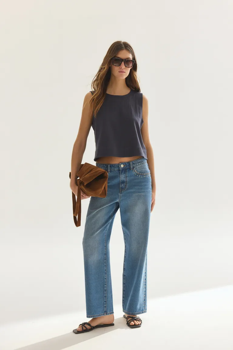 Pantalones de mezclilla rectos y clásicos para mujer de Akiabara en Pantalones para argentina