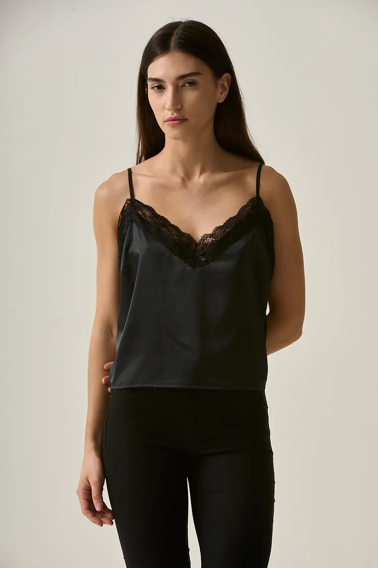Blusa de satén de estilo elegante y femenino en color negro de Sweet en Blusas para argentina