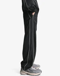 Pantalón técnico baggy deportivo de Bershka en Pantalones para argentina