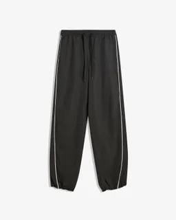 Pantalón técnico baggy deportivo de Bershka en Pantalones para argentina