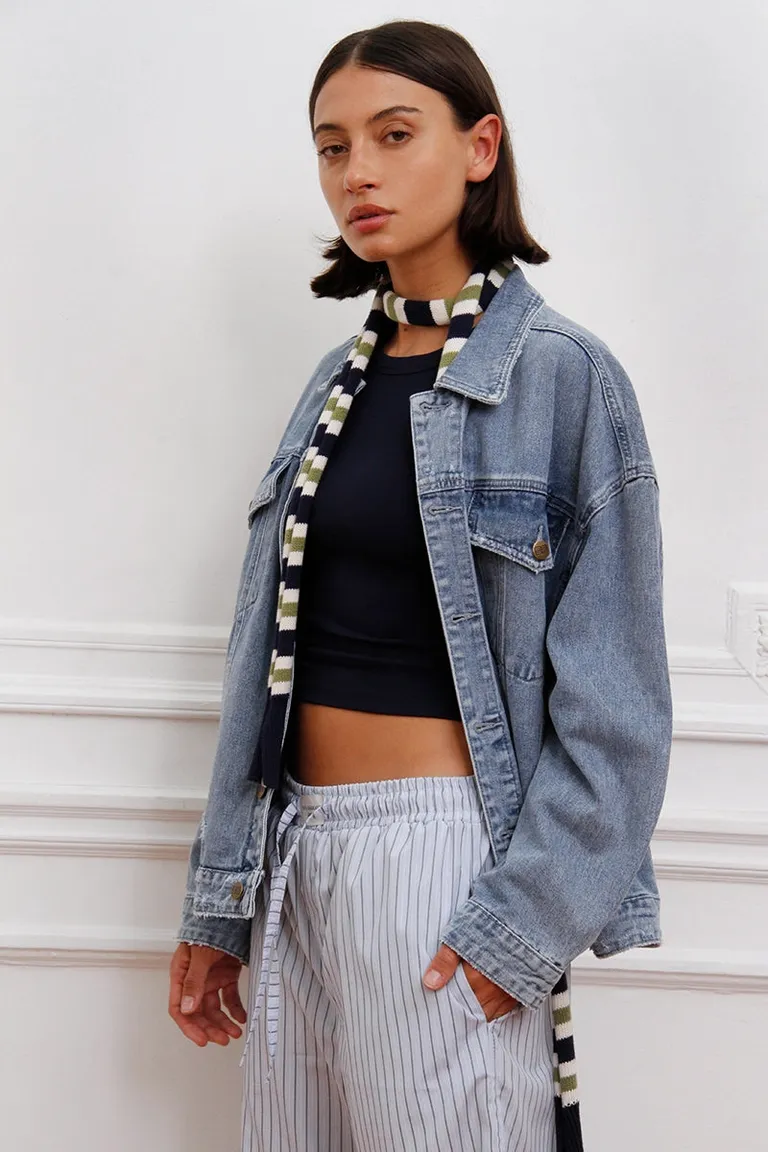 Campera de jean oversize con avíos metálicos y logo en espalda de Sofia Sarkany en Chaquetas para argentina